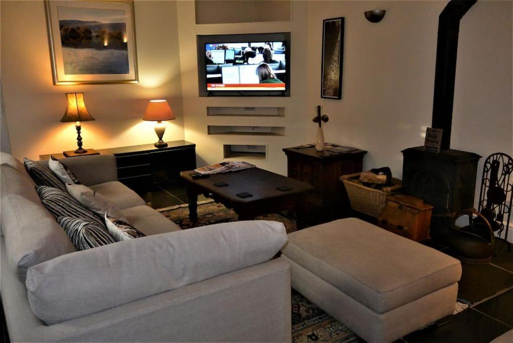 Hillfields Farm Barn - A Rural Equestrian Escape Apartment Coventry Exterior foto