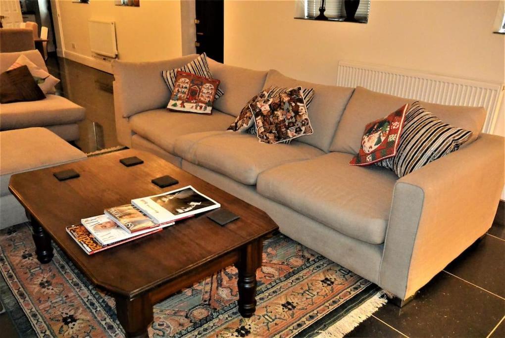 Hillfields Farm Barn - A Rural Equestrian Escape Apartment Coventry Exterior foto